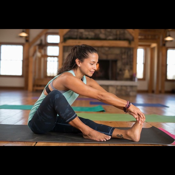 Meet your Posher, Christine - Picture 3 of 8